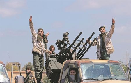 Εμφύλιος στη σκιά των πετρελαίων και των προσφύγων