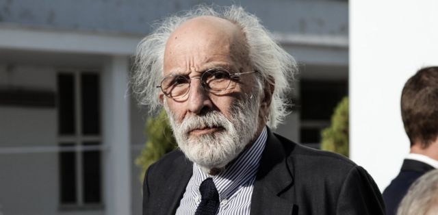 O Αλέξανδρος Λυκουρέζος καταθέτει αγωγή κατά της Παπακώστα