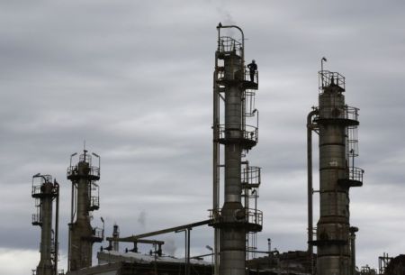 Στα ύψη η τιμή του πετρελαίου στις ασιατικές αγορές