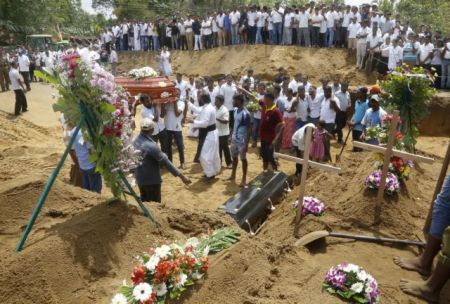 Σρι Λάνκα: Ο ISIS ανέλαβε την ευθύνη για το αιματοκύλισμα ανήμερα Πάσχα