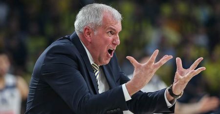 Τι ζητάει από τους παίκτες της Φενέρ ο Ομπράντοβιτς