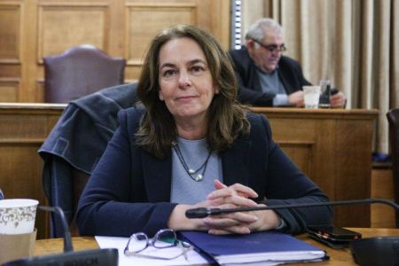 Νέο κύκλο παροχών σχεδιάζει η κυβέρνηση – Ποια τα σενάρια