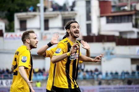 Ο Οικονόμου έκανε το 2-0 μετά από… ασίστ του Αντέτζο