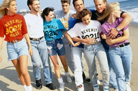 Δεν θα πιστέψετε ποια ηθοποιός επιστρέφει στο «Beverly Hills 90210»