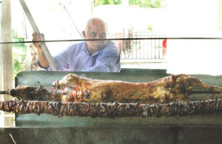 Καιρός: Με ήλιο και υψηλές θερμοκρασίες το ψήσιμο του oβελία