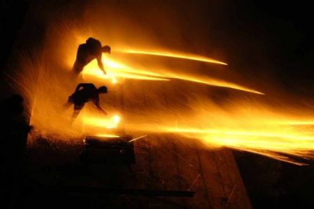 Βροντάδο Χίου: Συνεχίζει να εντυπωσιάζει ο ρουκετοπόλεμος