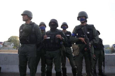 Βενεζουέλα : Οι ΗΠΑ ζητούν από τον στρατό να στηρίξει τον Γκουαϊδό