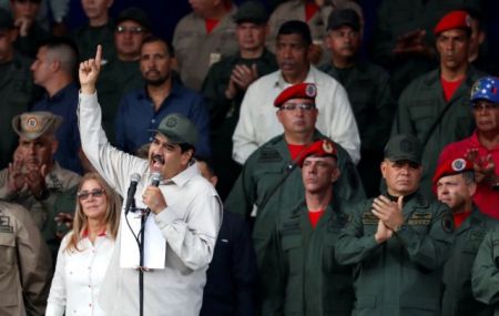 Βενεζουέλα – Μαδούρο: Πιστοί στην κυβέρνηση οι διοικητές των ενόπλων δυνάμεων