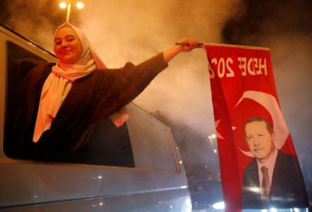 Τουρκία εκλογές: Νίκη Ερντογάν με αρκετά γκρίζα σημεία