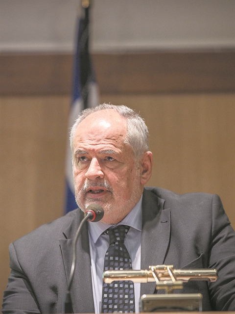 «Να αυξηθεί η χρηματοδότηση, να επενδύσουμε στους νέους επιστήμονες»