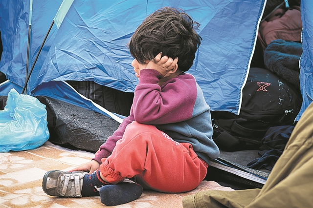 Τα παιδιά-μετανάστες, ο Αμίρκαι η ευθύνη της πολιτείας