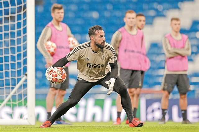 Στα άδυτα των αποδυτηρίων του Αγιαξ