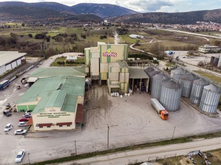 Μεγαλώνει ο πτηνοτροφικός συνεταιρισμός Πίνδος