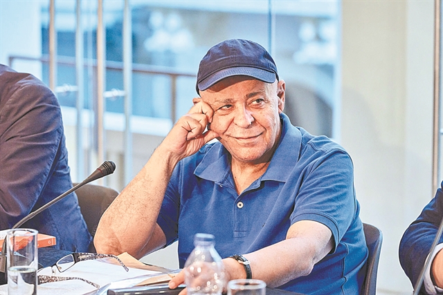 Δημοκρατία, πολιτική, δικαιοσύνη