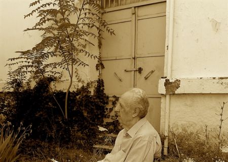 Πεθαίνοντας στο Στρατόπεδο Παύλου Μελά