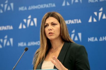 Ζαχαράκη για debate: Έχει απαντήσει ο Μητσοτάκης με την πρόταση μομφής κατά Πολάκη