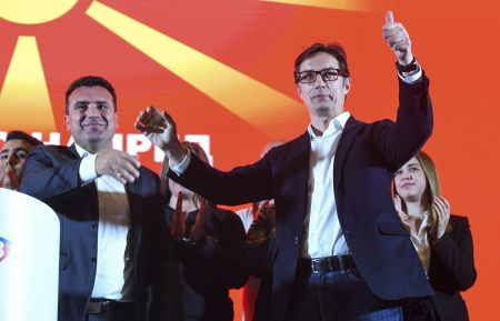 Σκόπια: Κρίσιμες κάλπες για το μέλλον της κυβέρνησης Ζάεφ