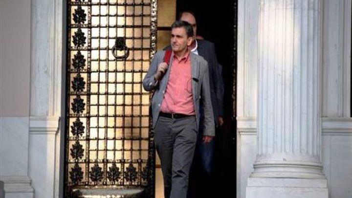 Στο Μαξίμου Τσακαλώτος-Αχτσιόγλου για 120 δόσεις και παροχές