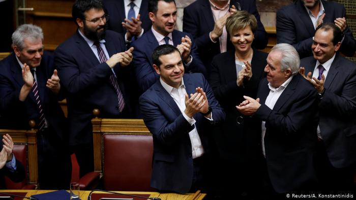 Γερμανικά ΜΜΕ : «Προεκλογικός ελιγμός» Τσίπρα η νέα ψήφος εμπιστοσύνης;