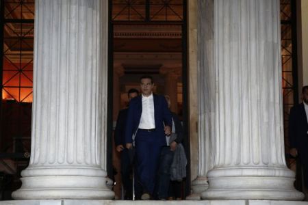 «Ψίχουλα» το φορο-πακέτο Τσίπρα – Οι χαμένοι και οι κερδισμένοι