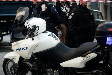 Στον ανακριτή οι πέντε δράστες της επίθεσης σε σύνδεσμο του Άρη