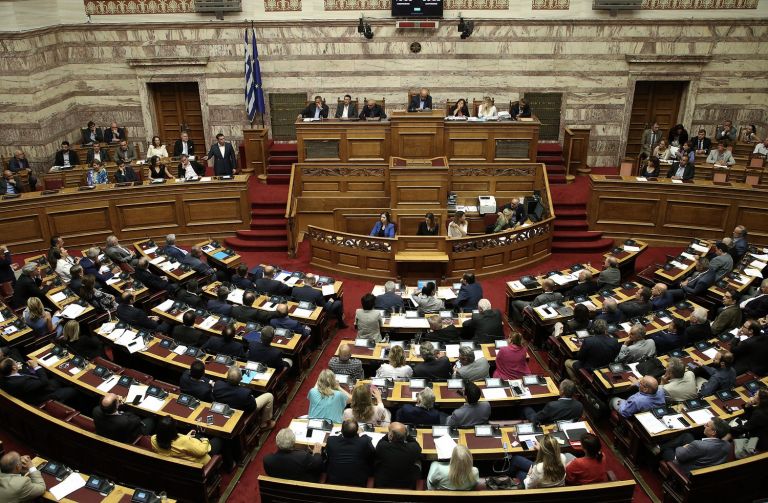 Live – Βουλή : Νέος γύρος αντιπαράθεσης στη συζήτηση για την ψήφο εμπιστοσύνης | tovima.gr