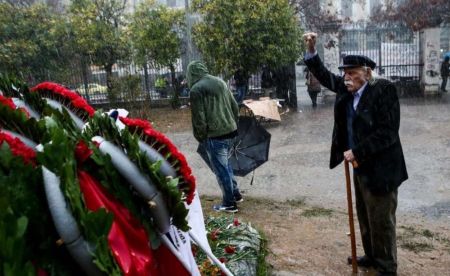 ΣΥΡΙΖΑ: Πού `ναι τα χρόνια,  τα παλιά τα… συντροφικά