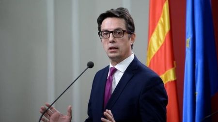 Σκόπια: Ο Στέβο Πεντάροφσκι ορκίστηκε πρόεδρος της χώρας