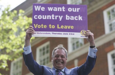 Βρετανία: Πρώτος ο Φάρατζ -Καταποντίζονται οι Τόρις