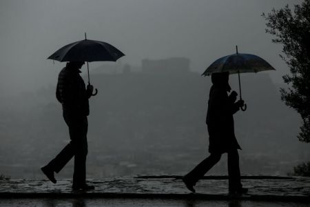 βροχές, καταιγίδες, χαλάζι από το βράδυ της Δευτέρας