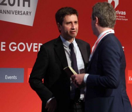 Eurogroup : Στο μικροσκόπιο η «παροχολογία» – «Εξηγήσεις» από Χουλιαράκη