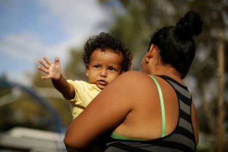Νέες ηλεκτρονικές εφαρμογές για τη διευκόλυνση των μεταναστών