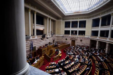 Βουλή: Απέρριψε τα αιτήματα άρσης ασυλίας των Φίλη, Φορτσάκη, Φωκά