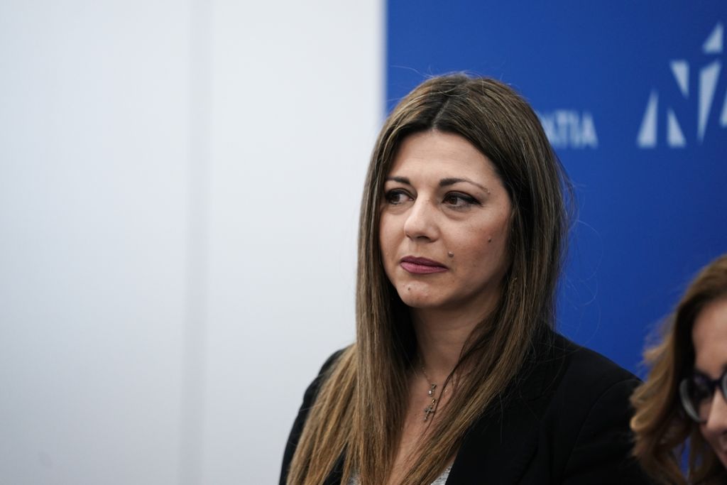 Ζαχαράκη κατά Τσίπρα: Η ανοχή της κυβέρνησης στη βία κίνδυνος για τη Δημοκρατία