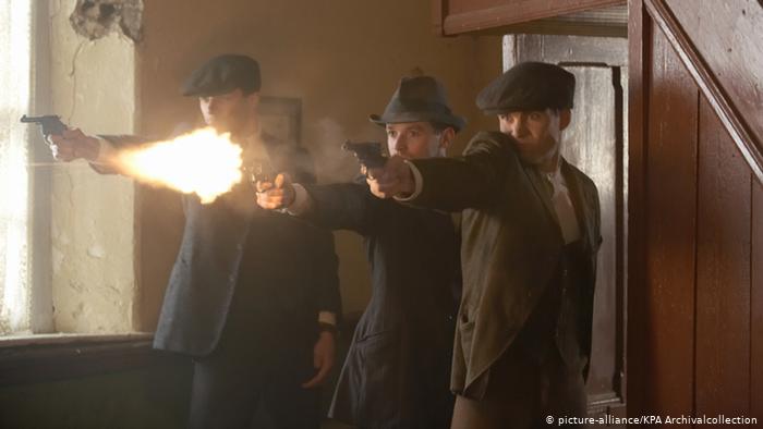 Deutsche Welle: Ο σκηνοθέτης και το μυθικό τέρας της αγοράς