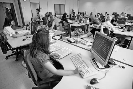 Η αλλαγή της λειτουργίας του κράτους προϋπόθεση για έξοδο από την κρίση