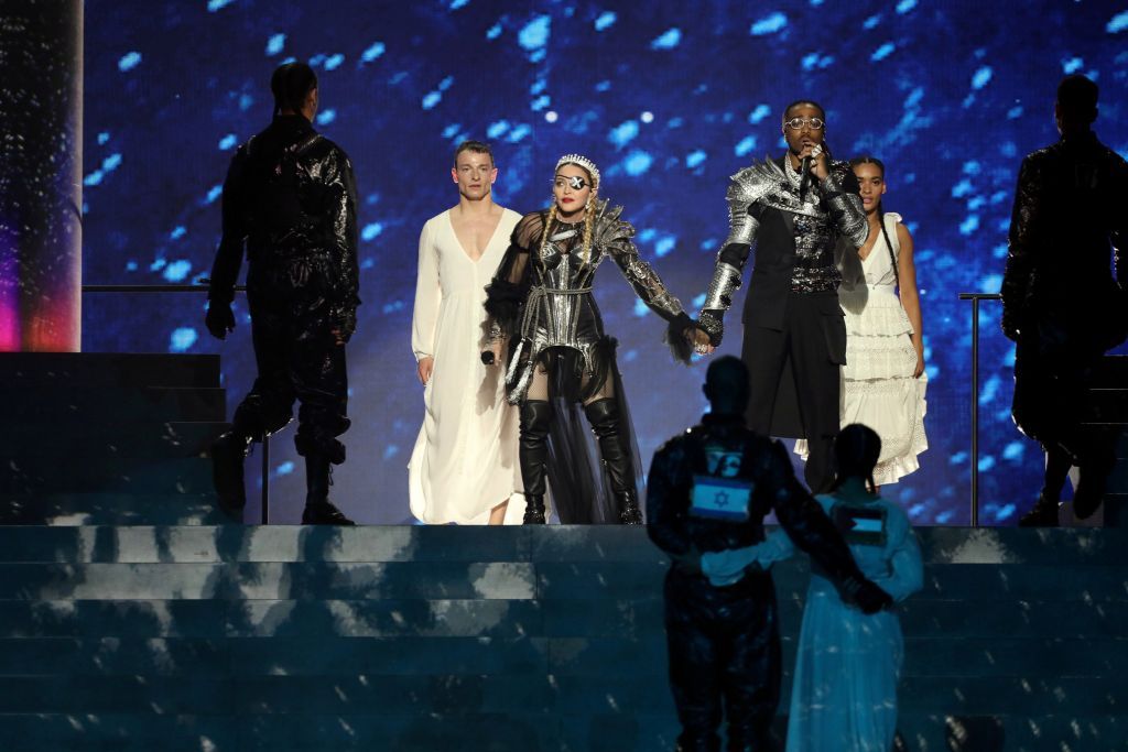 Eurovision: Σκληρή κριτική για την εμφάνιση της Μαντόνα