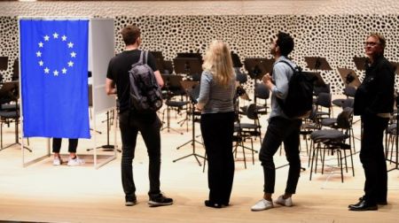 Ευρωεκλογές 2019: Το παιχνίδι οκτώ πολιτικών οικογενειών