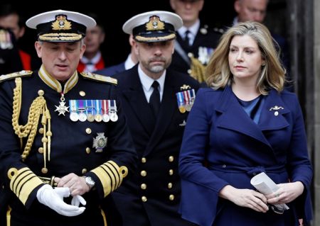 Η Αμυνα της Ευρώπης στα χέρια των γυναικών