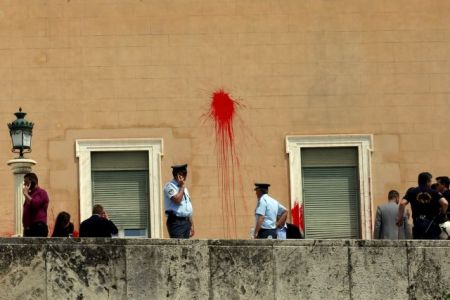 Επίθεση στη Βουλή: Είχαν πληροφορίες, αλλά… αιφνιδιάστηκαν