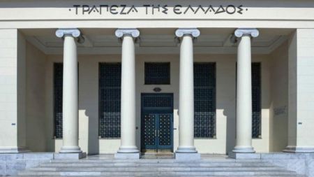 Μουρμούρας (ΤτΕ): Πρόκληση ανάπτυξη άνω του 2% την επόμενη 10ετία