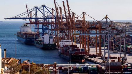 DW: Η Ελλάδα αναπτύσσεται ταχύτερα από τη Γερμανία