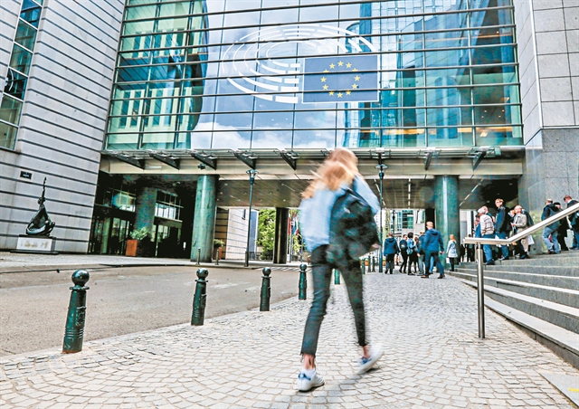 5 φάκελοι-«φωτιά» περιμένουν τη νέα Ευρωβουλή