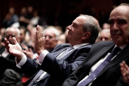 Ο Καραμανλής στο πλευρό του Μητσοτάκη: Ο τόπος χρειάζεται μια ισχυρή κυβέρνηση