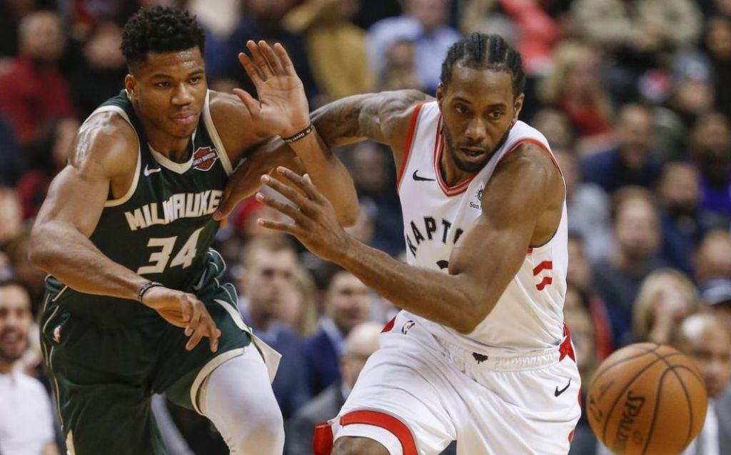 Κυρίαρχοι Ράπτορς, πάλευαν μόνοι τους Γιάννης και Μίντλετον