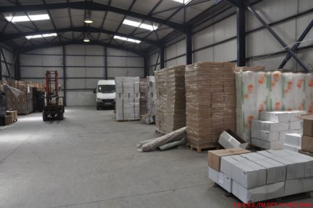 Θεσσαλονίκη: Εντοπίστηκαν 18 εκατ. λαθραία τσιγάρα και πάνω από 8,6 τόνοι καπνού