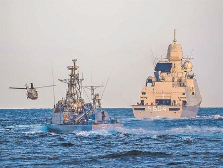 «Κλειδώνουν» το Αιγαίο για άσκηση με πυρά