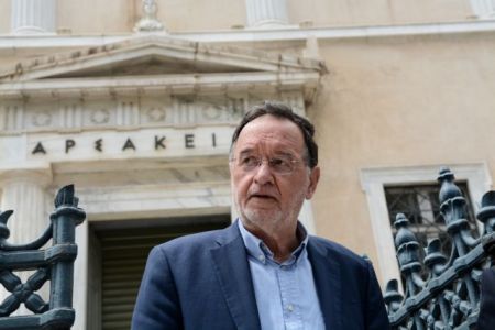 Λαφαζάνης: Μηνύω τον Τσίπρα για παράβαση καθήκοντος και κατάχρηση εξουσίας
