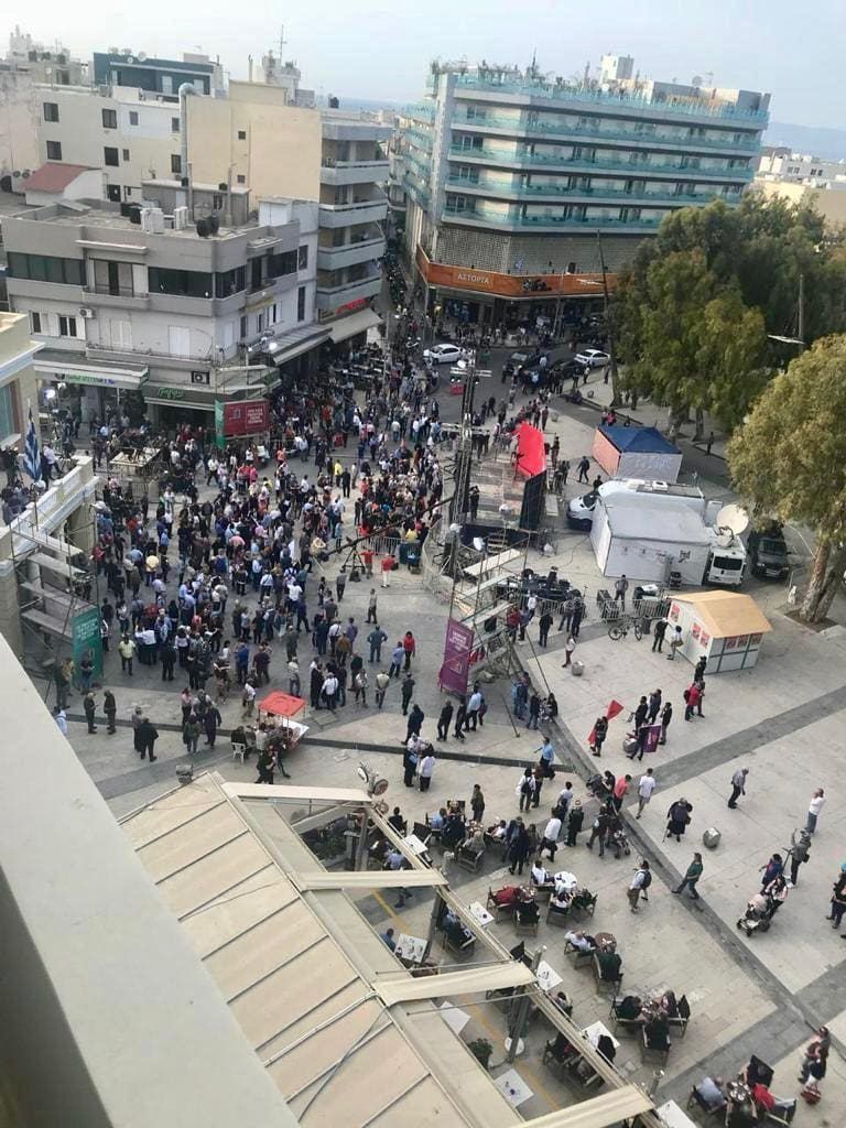 Τσίπρας – Ηράκλειο: Η πλατεία ήταν άδεια