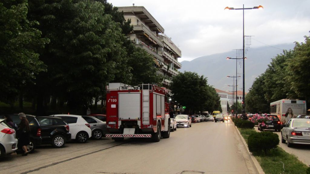 Γιάννενα: Γυναίκα απειλεί να αυτοκτονήσει